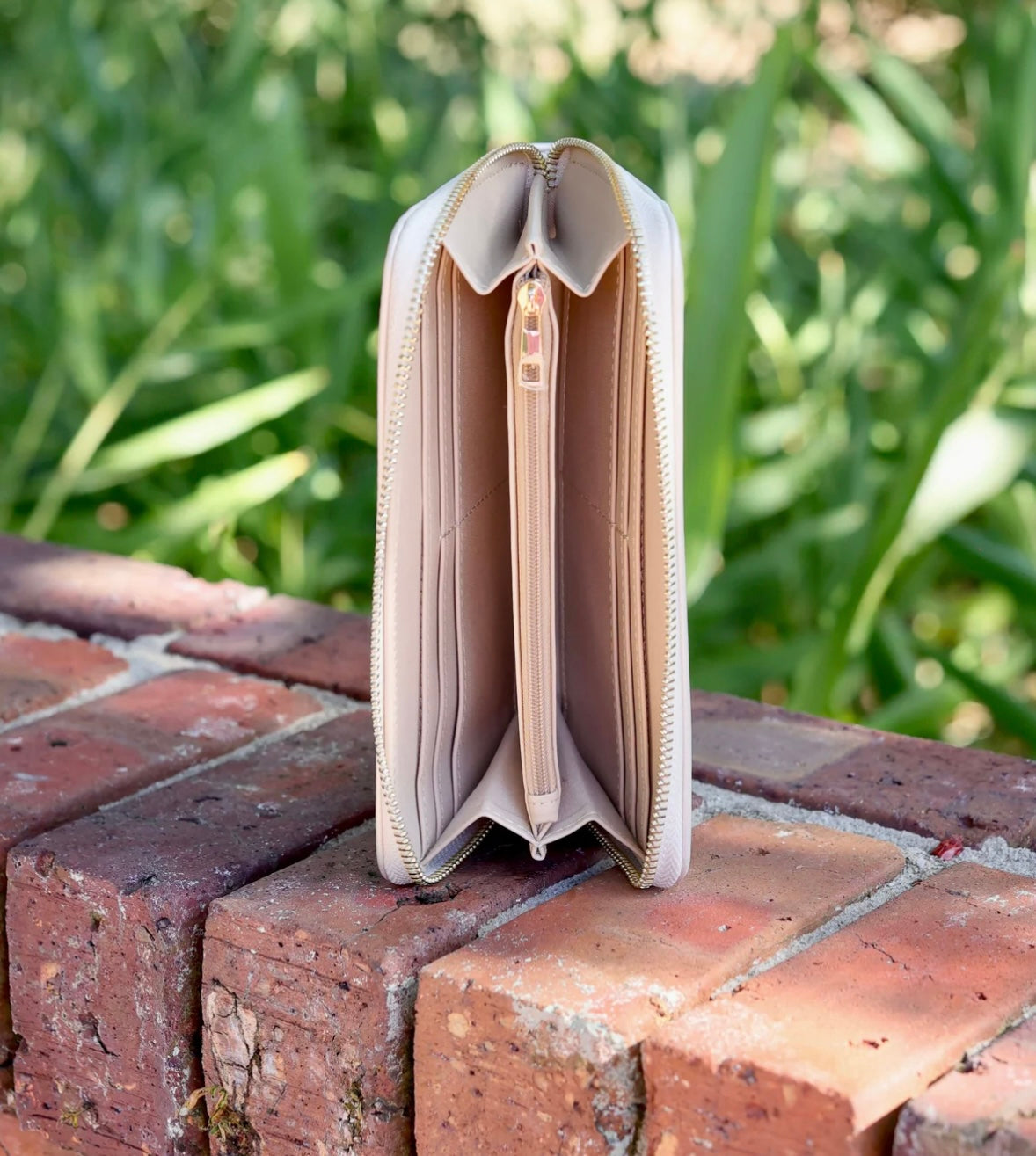 Pearl Caroline Hill Wallet