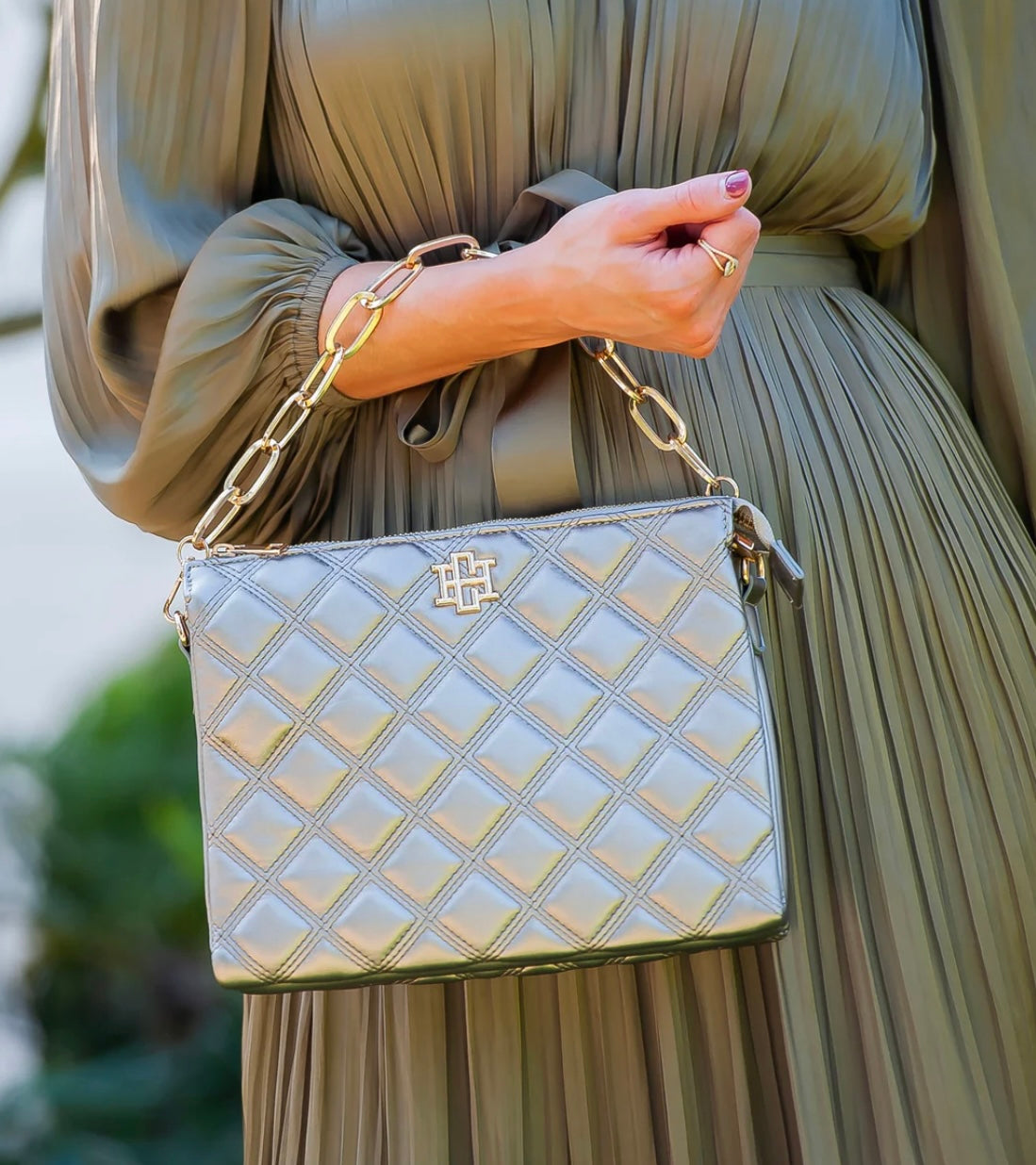 Black Pearl Ariana Caroline Hill Purse