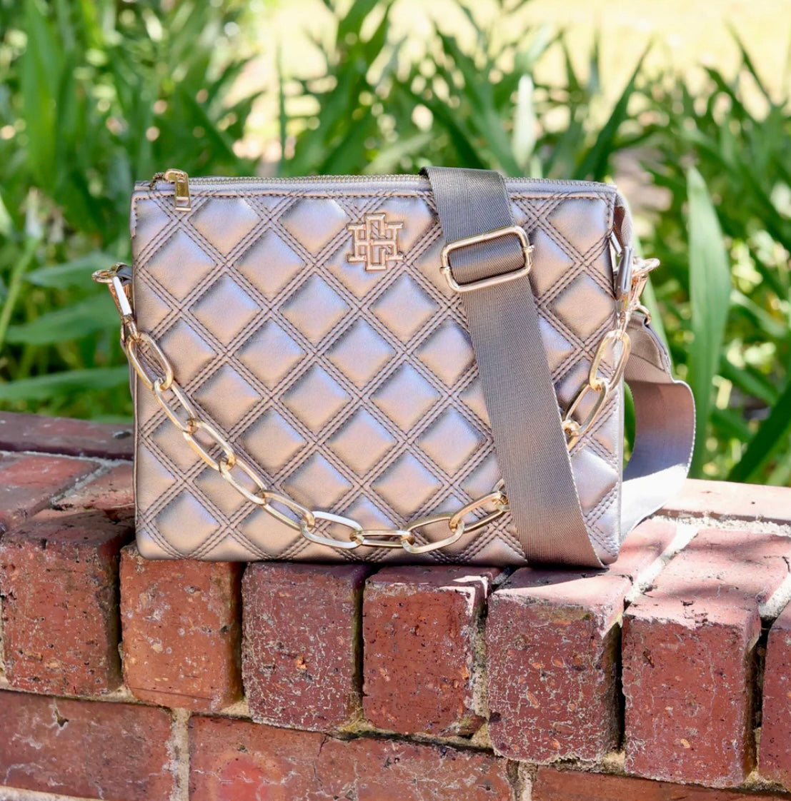 Black Pearl Ariana Caroline Hill Purse