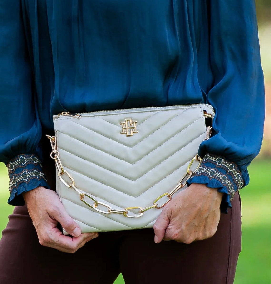 Pearl Caroline Hill Purse