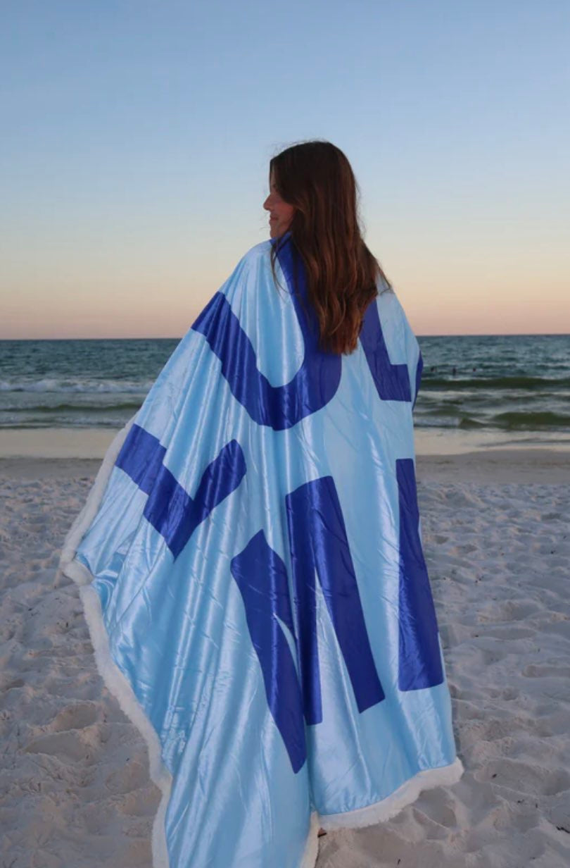 Blue lulu Mac blanket