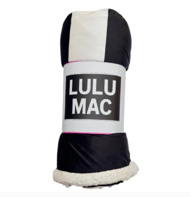 Black Lulu Mac blanket