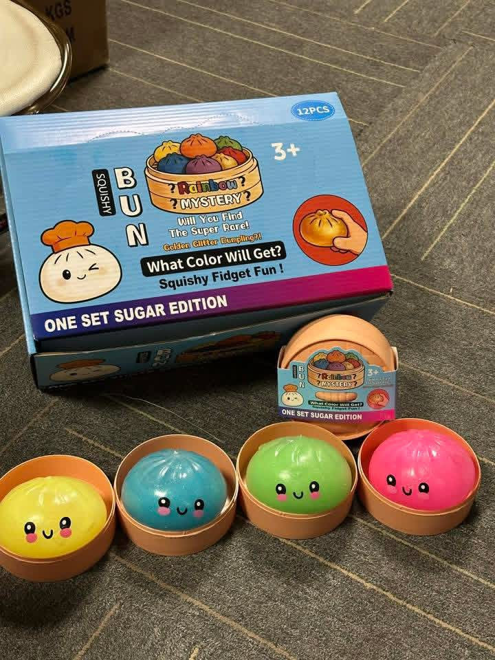 Glow In The Dark Glitter Dumpling Squishy - mystery colors